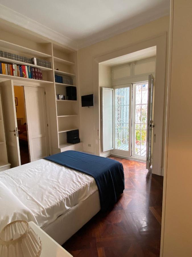 Royal Apartment In San Domenico Maggiore Naples Exterior photo